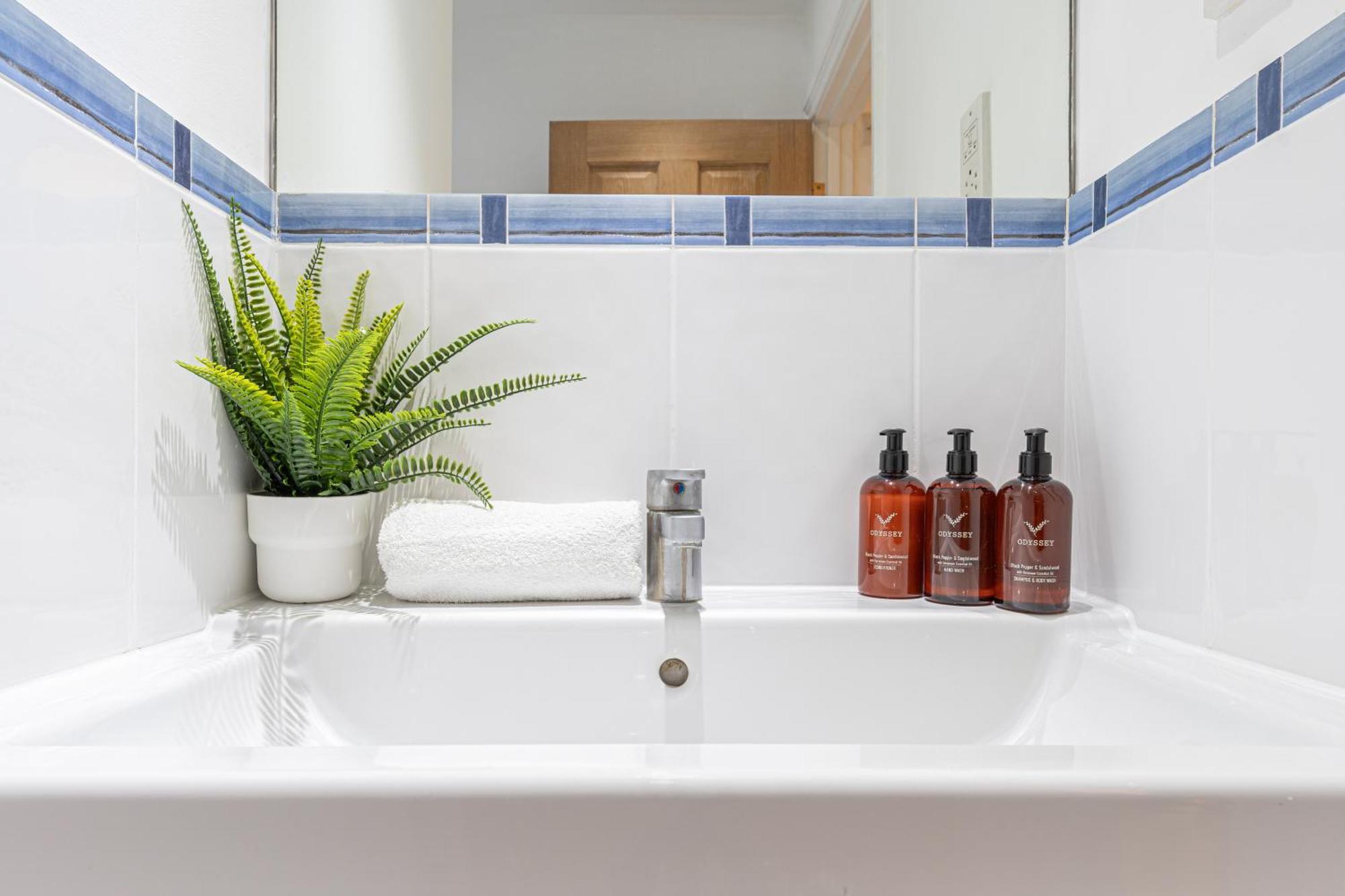 Mayfair Residencies Апартаменты *