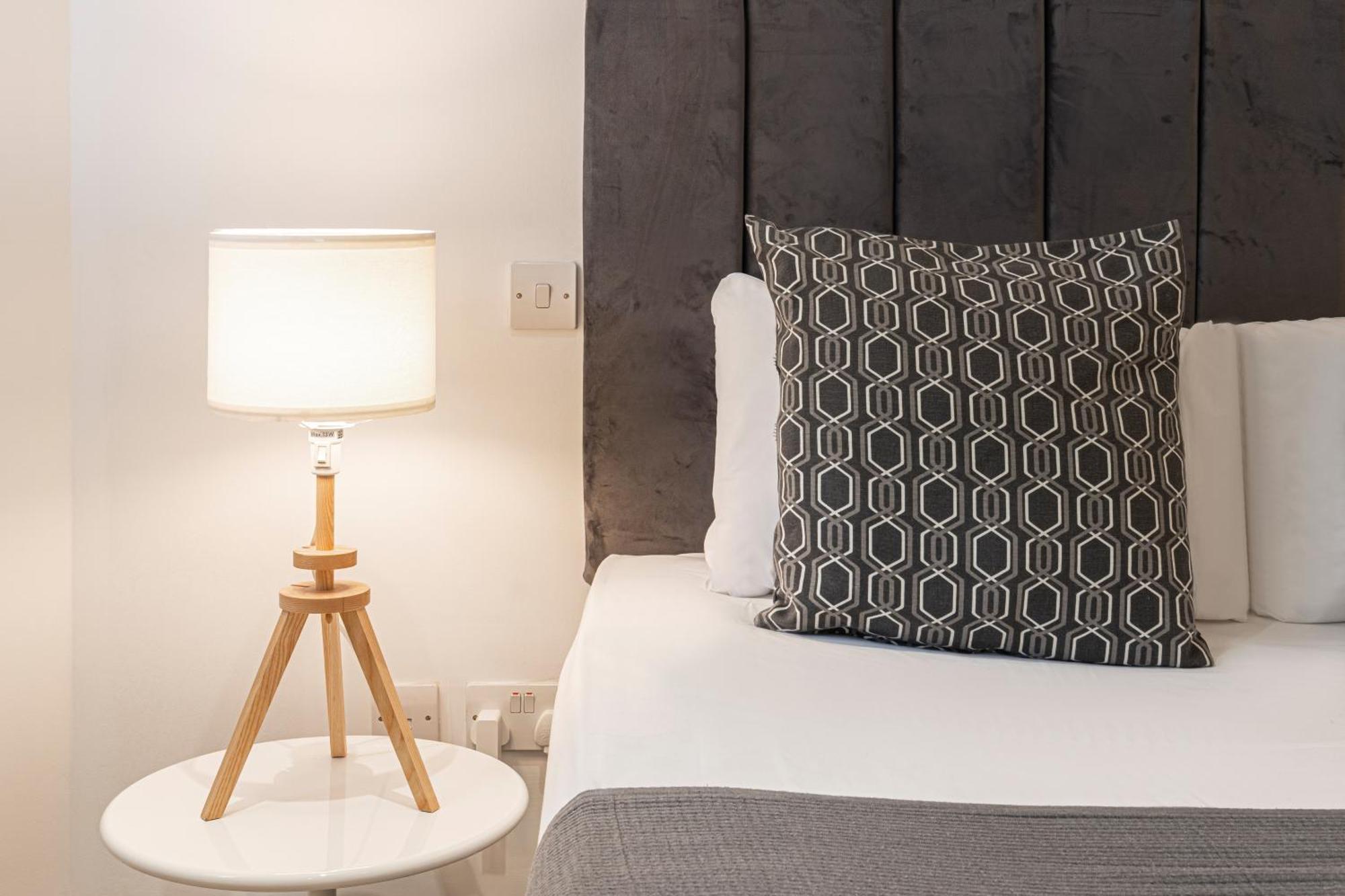 Апартаменты Mayfair Residencies *