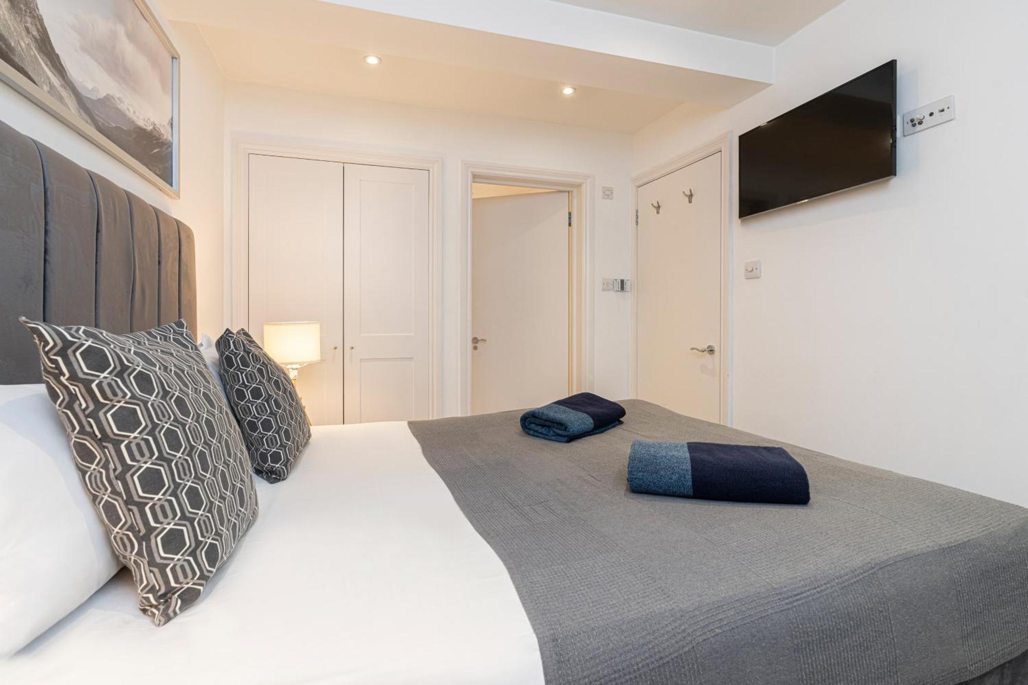 Апартаменты Mayfair Residencies